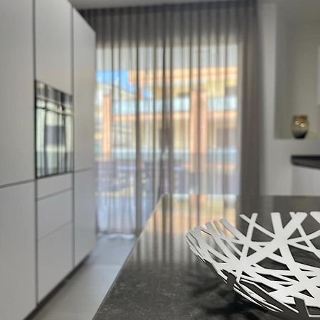 Modern And Spacious Appartement With Beach View. Gallipoli Exteriér fotografie