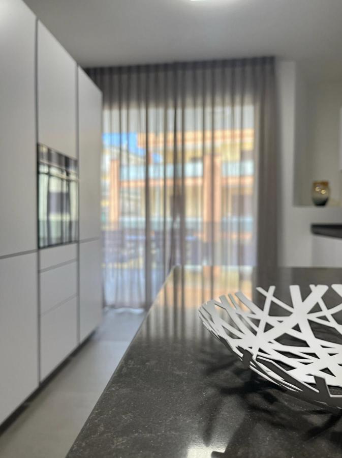 Modern And Spacious Appartement With Beach View. Gallipoli Exteriér fotografie
